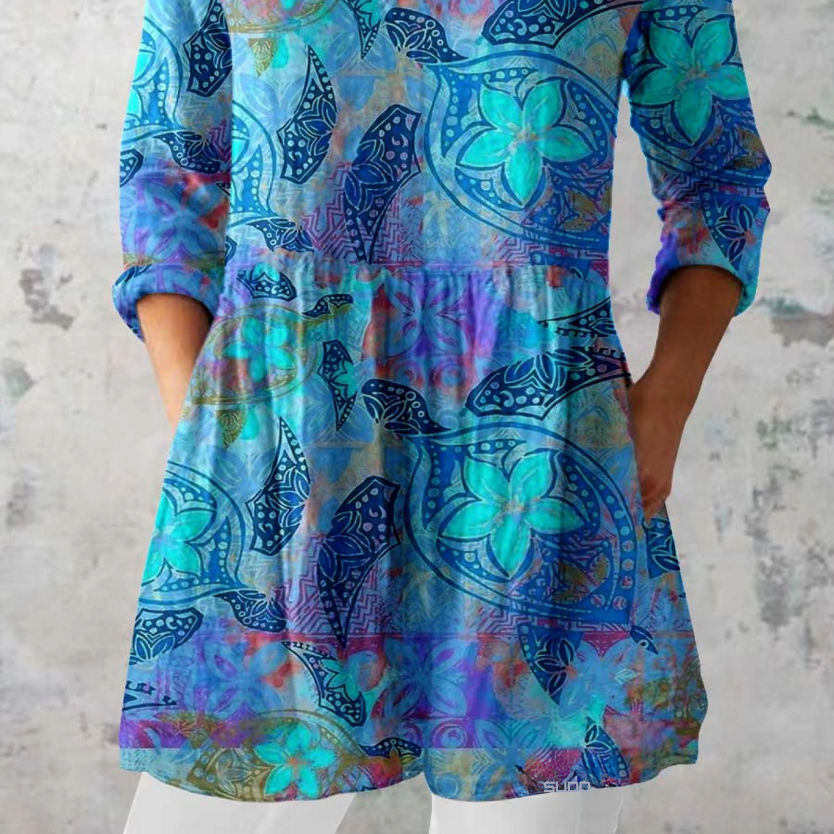 JULIETTE | LONG BLOUSE WITH V-NECK