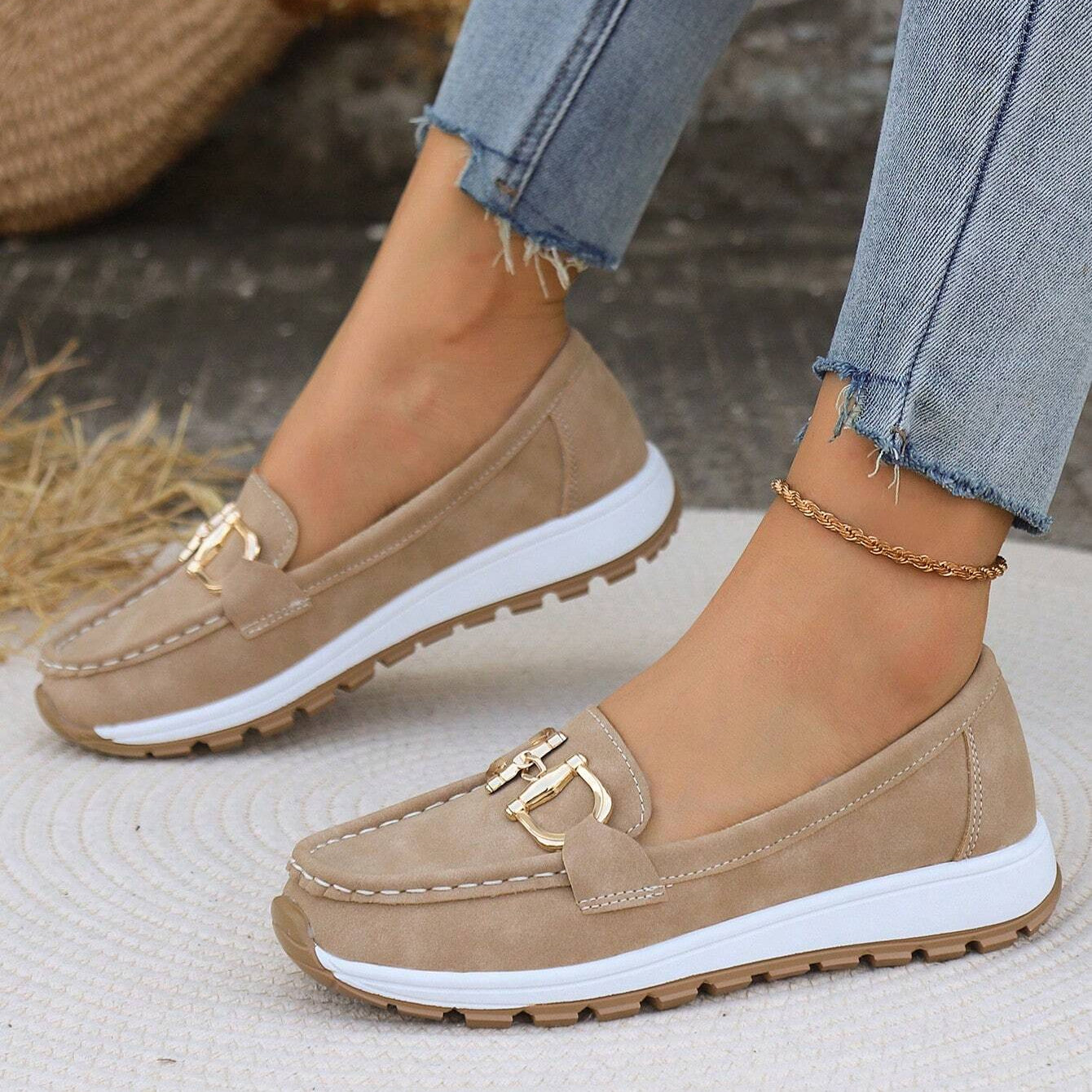 Women's Sophisticated Buckle-Detail Flat Loafers