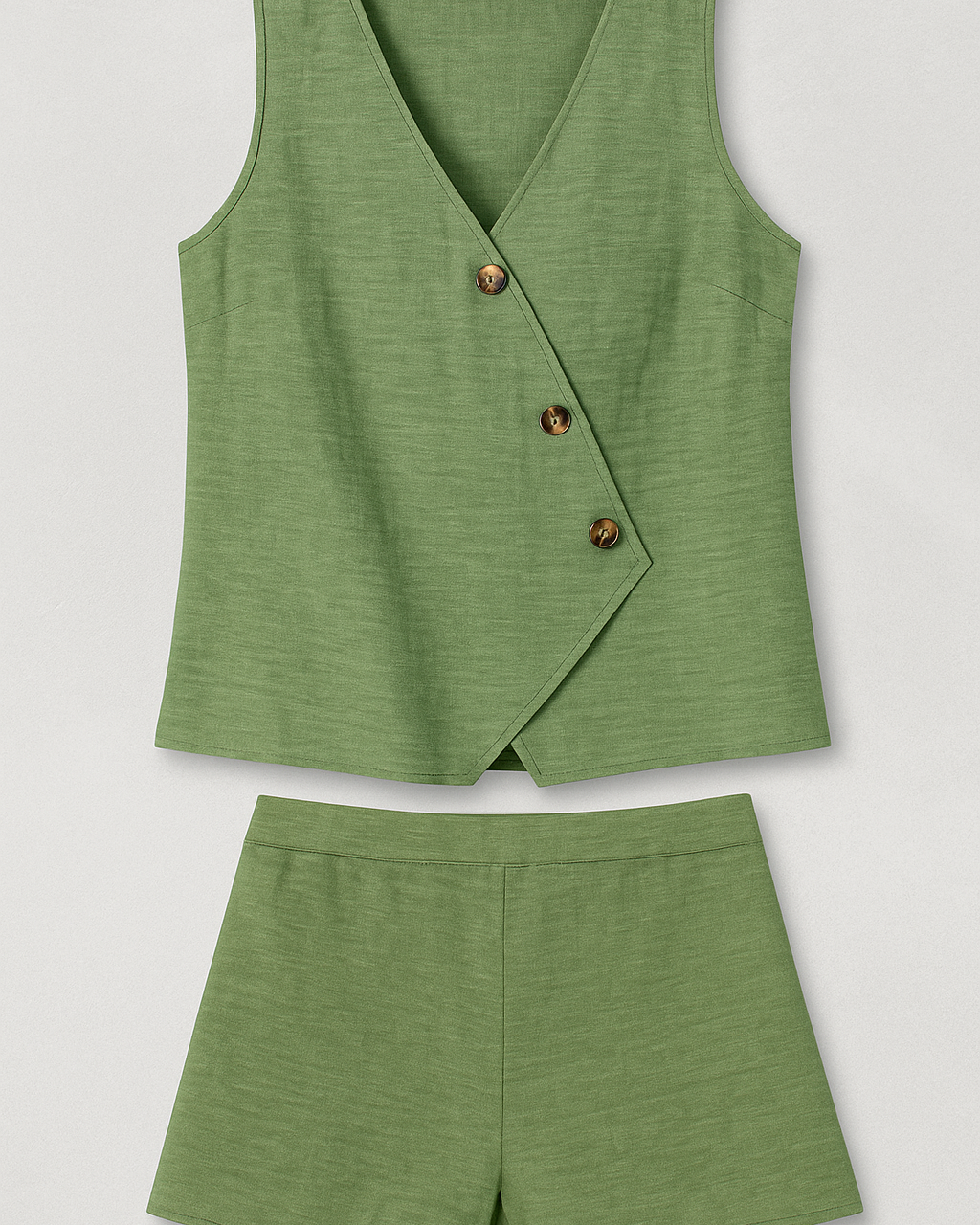 Zoya | Kvinder Sommerdobbelt sæt med wrap-top og shorts i linnedblanding - Grün - Zoya | Kvinder Sommerdobbelt sæt med wrap-top og shorts i linnedblanding - €25 - {{ product_tags }