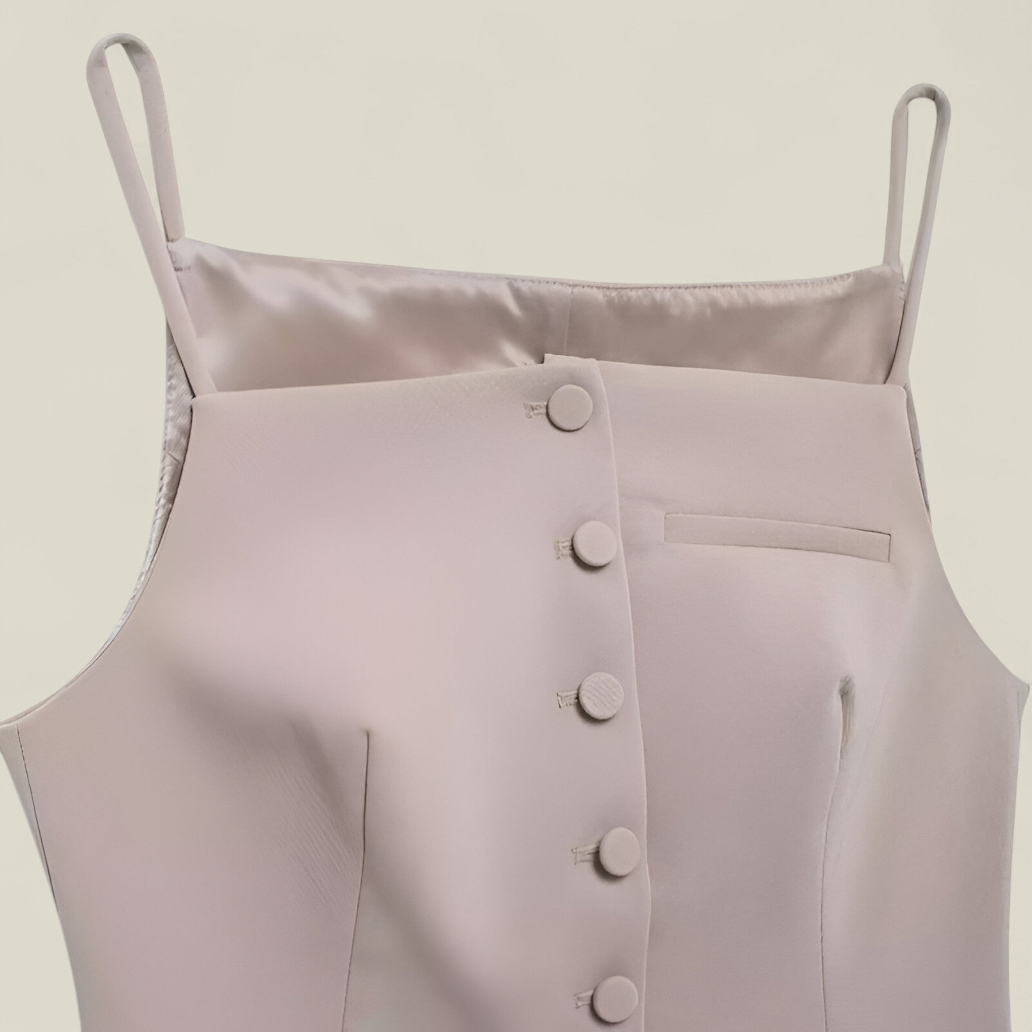 Liva | Top court - Chic et élégant