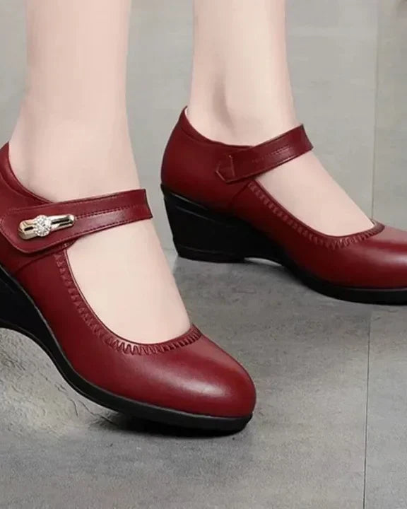 Chic Mid-Heel Comfort Shoes for All-Day Wear - Red