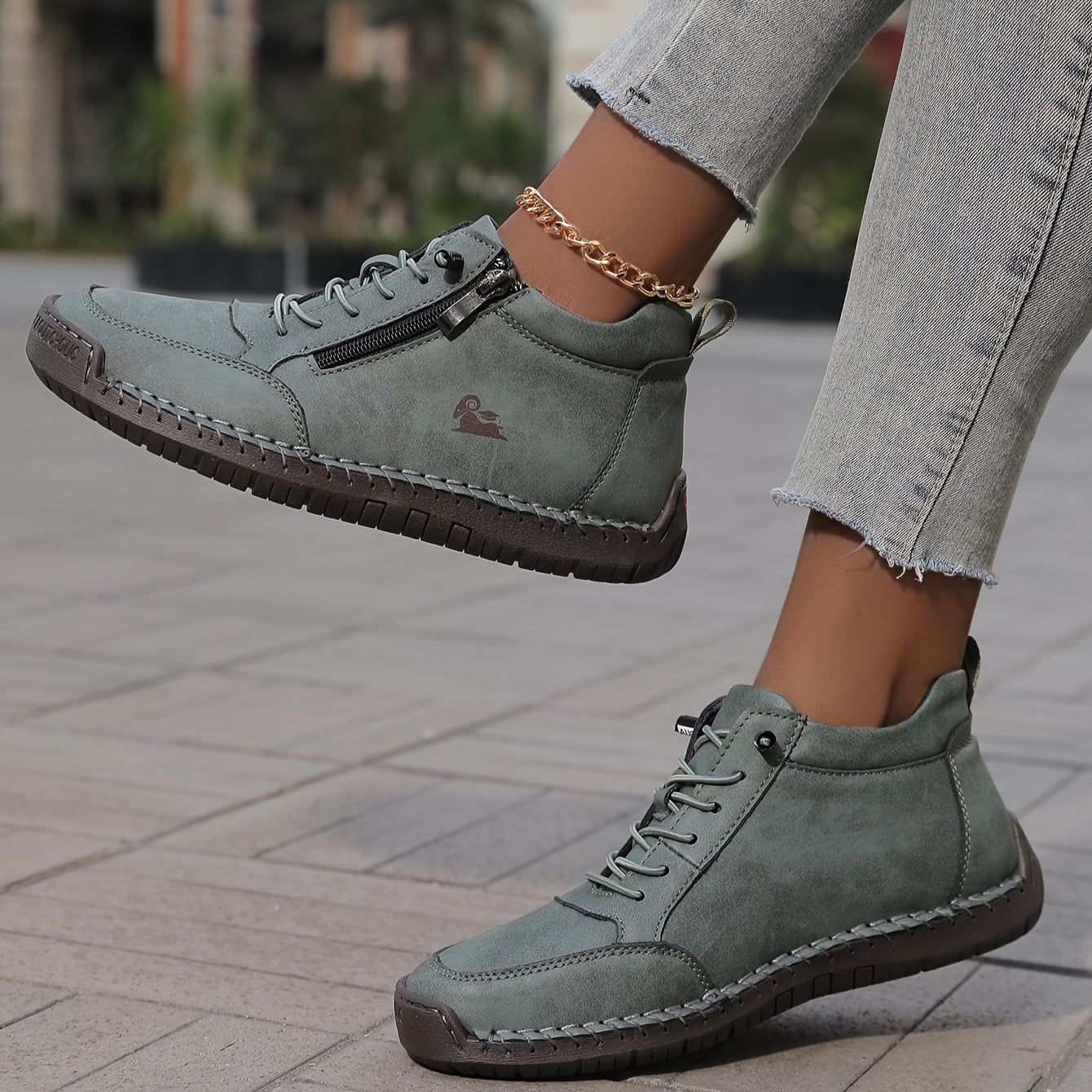 Mia | Ultra-Comfortable, Supportive Sneakers for All-Day Wear