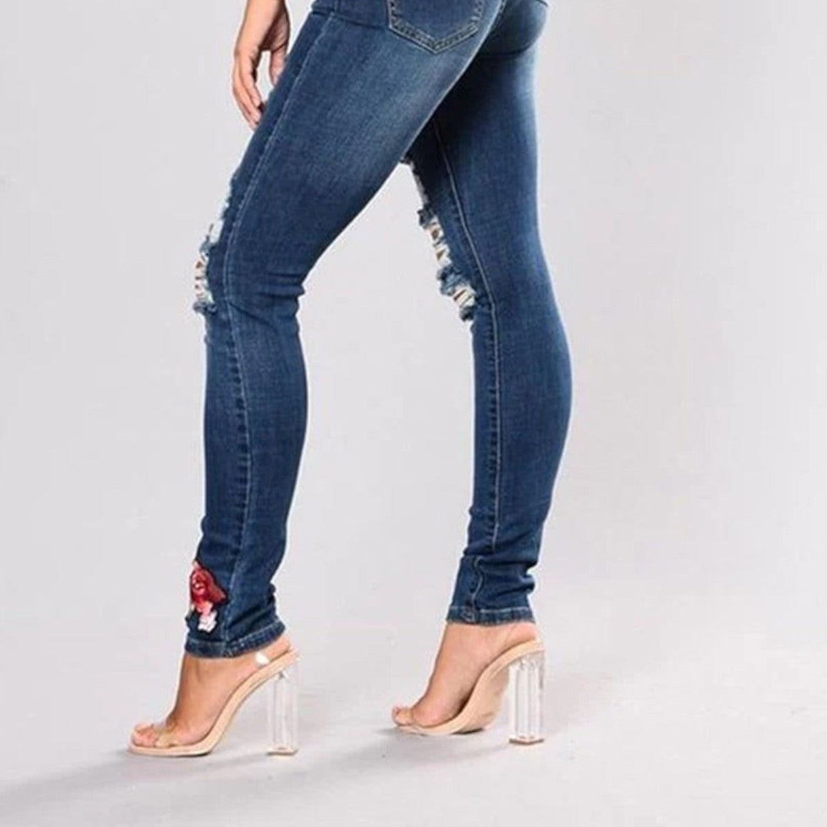 Women's Luna Rose Embroidered Distressed Denim Skinny Jeans — Trendy,
