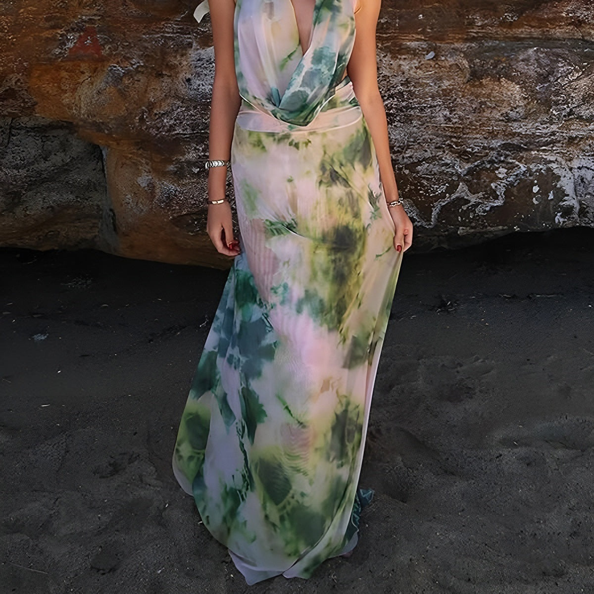 Women's Dye Halter Skirt Set — Vibrant, Flowy Summer Look
