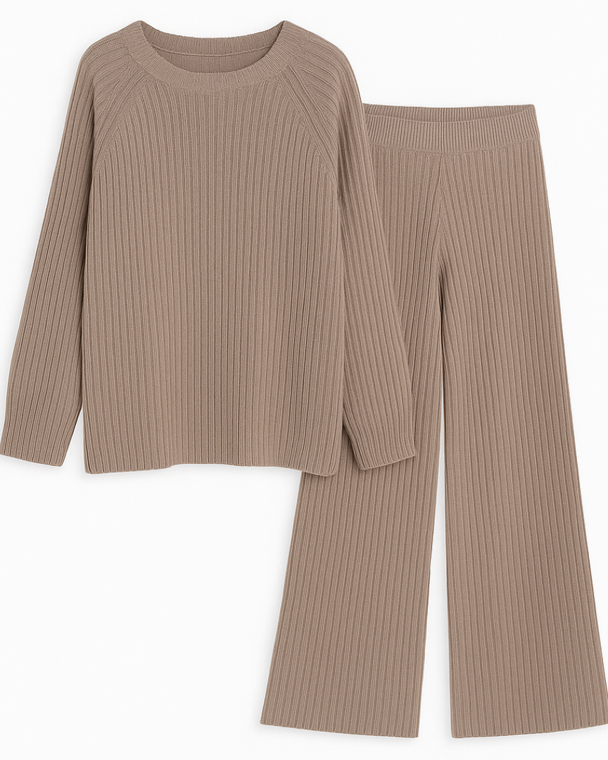 Eliza | Hyggeligt ribbet loungesæt - Beige - women's fashion - {{ product_tags }