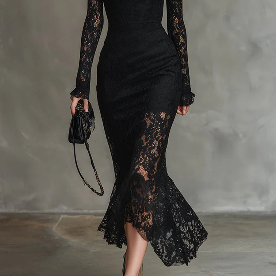 Linnea | Exclusive black maxi dress with lace