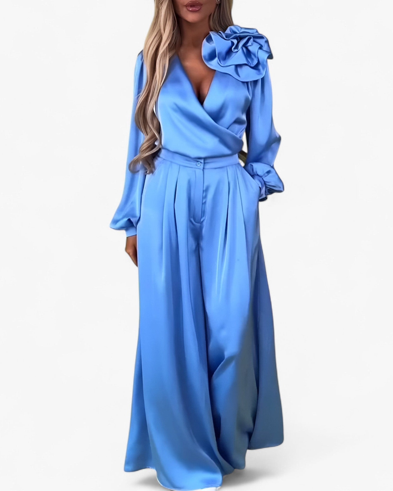 Leona | Kvinders Polyester Sæt med V-hals og Brede Bukser - Blå - Kvinders tøj - {{ product_tags }