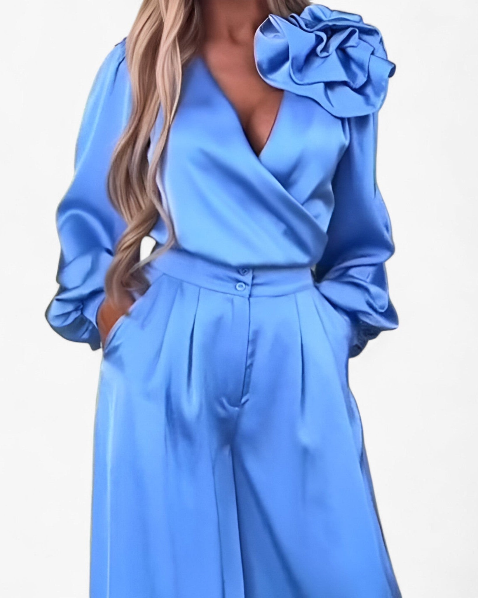 Leona | Kvinders Polyester Sæt med V-hals og Brede Bukser - - Kvinders tøj - {{ product_tags }