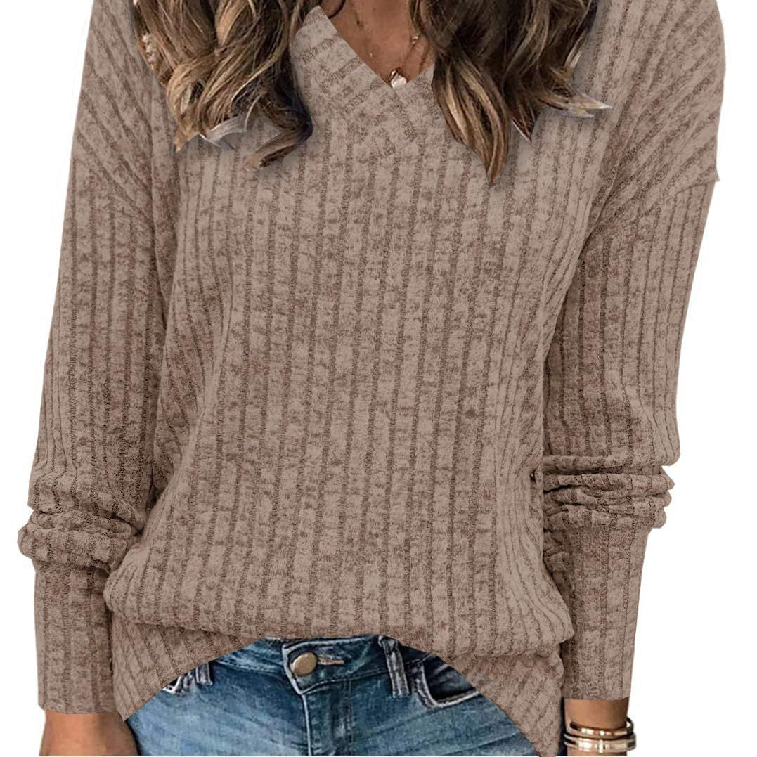 Women’s V-Neck Oversized Lightweight Knit Sweater — Effortless Cozy Style