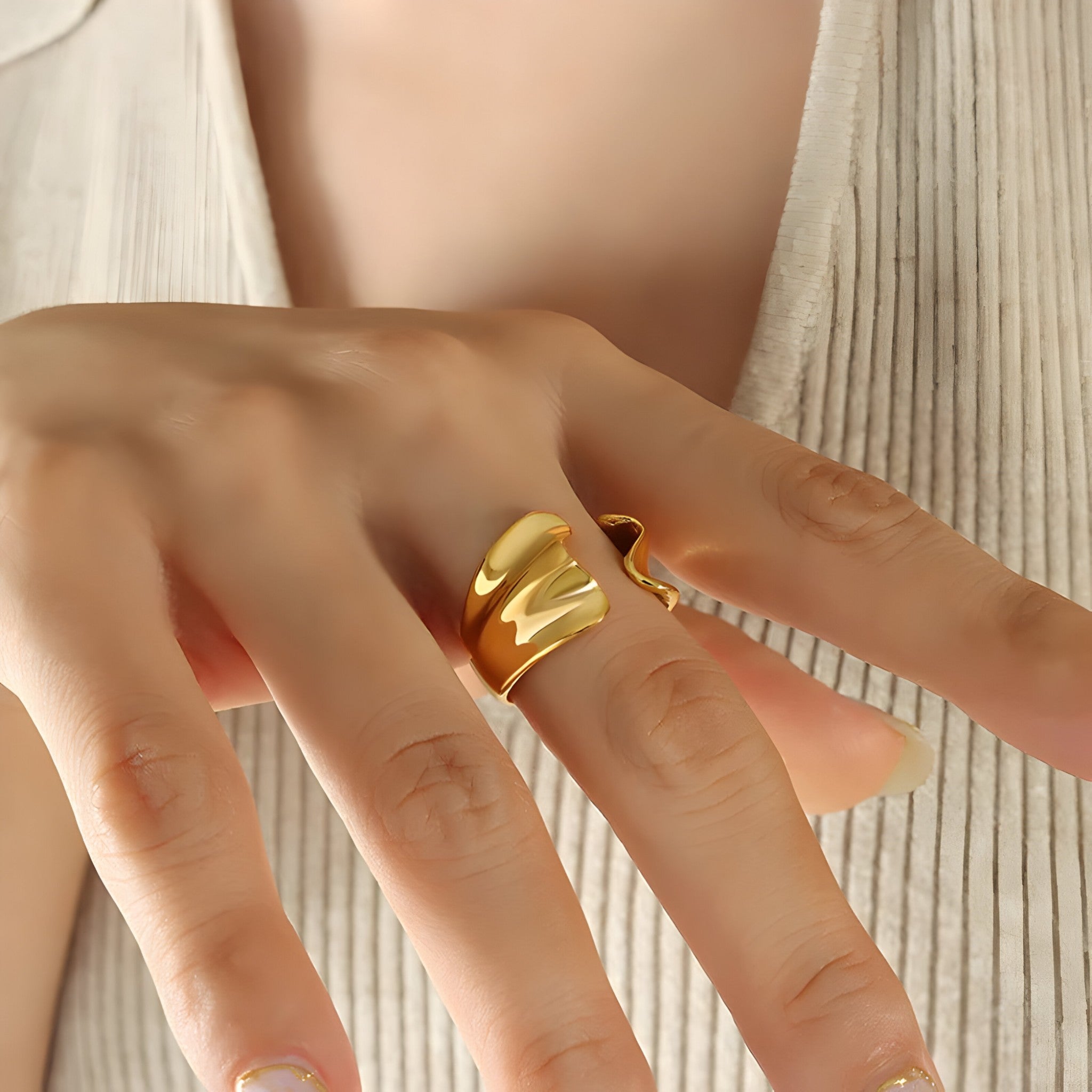 Serene | Bague ondulée