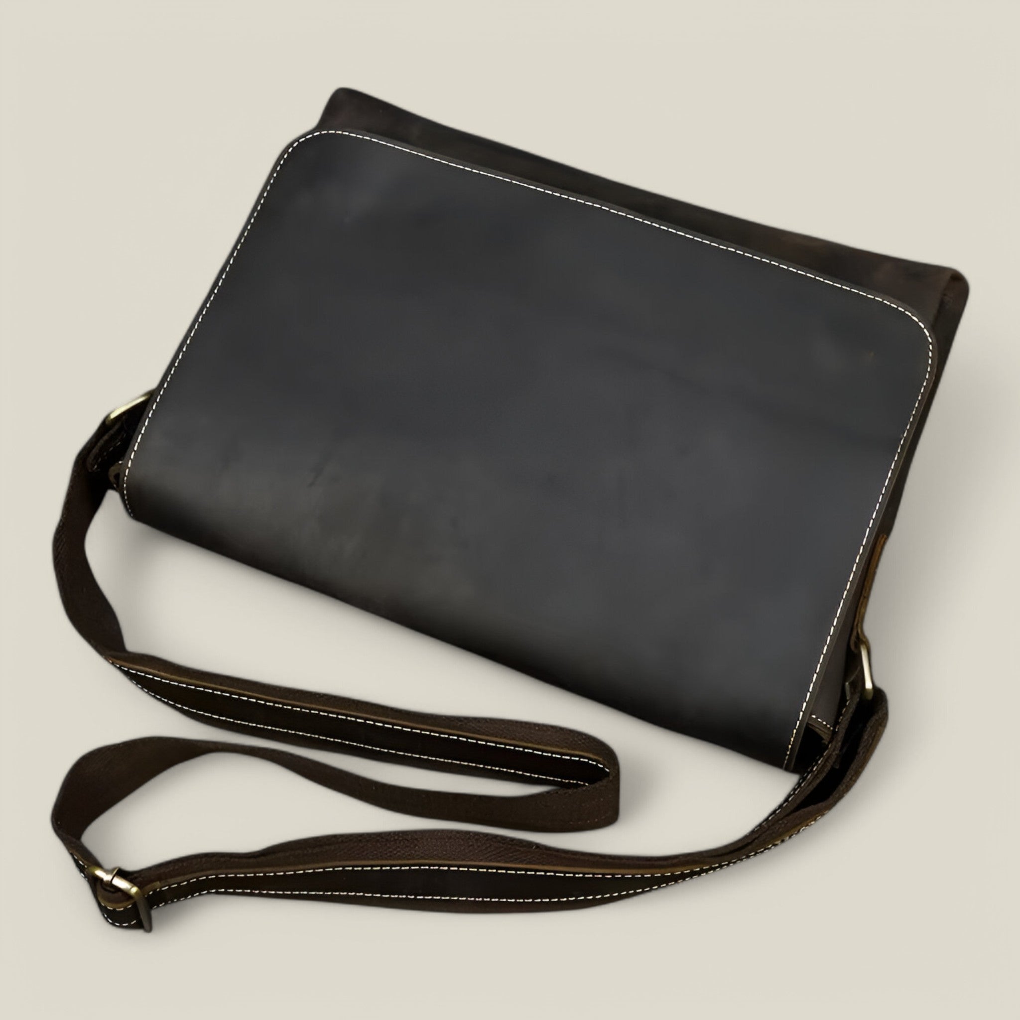 Dylan | Sac à bandoulière à rabat - Élégant et pratique