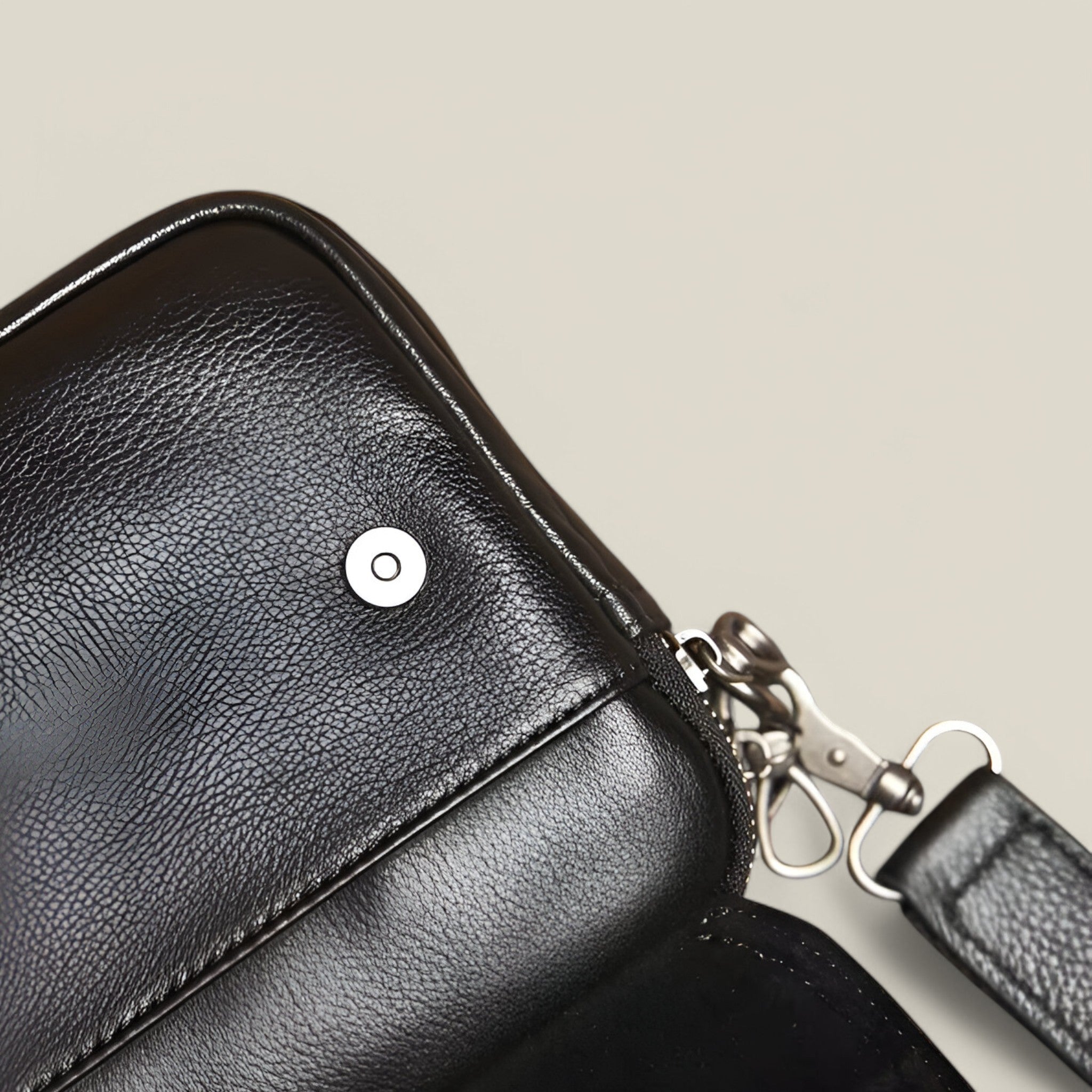 Alfred | Sac à bandoulière - Compact et élégant