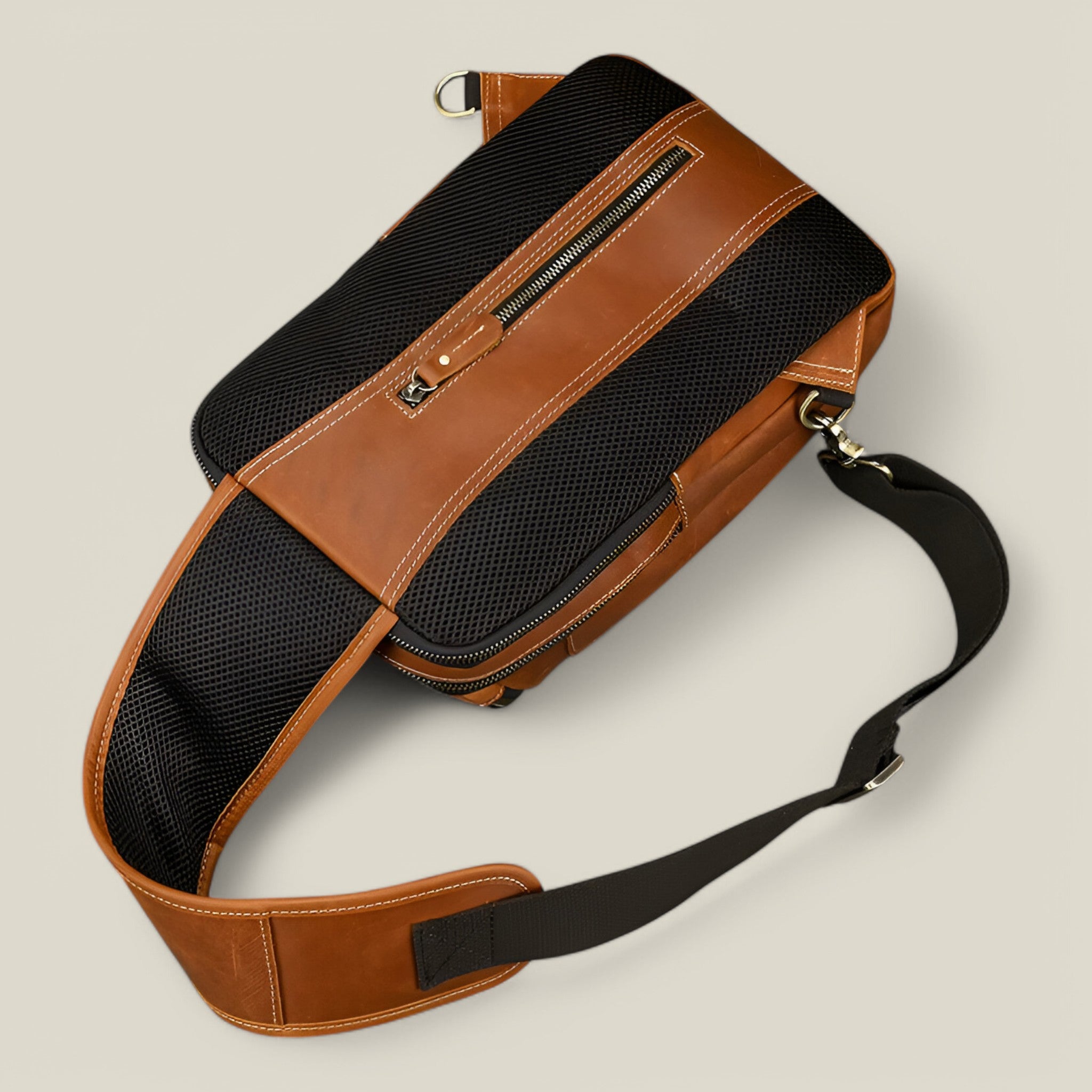 Diego | Sac de poitrine pour homme - Élégante et polyvalente