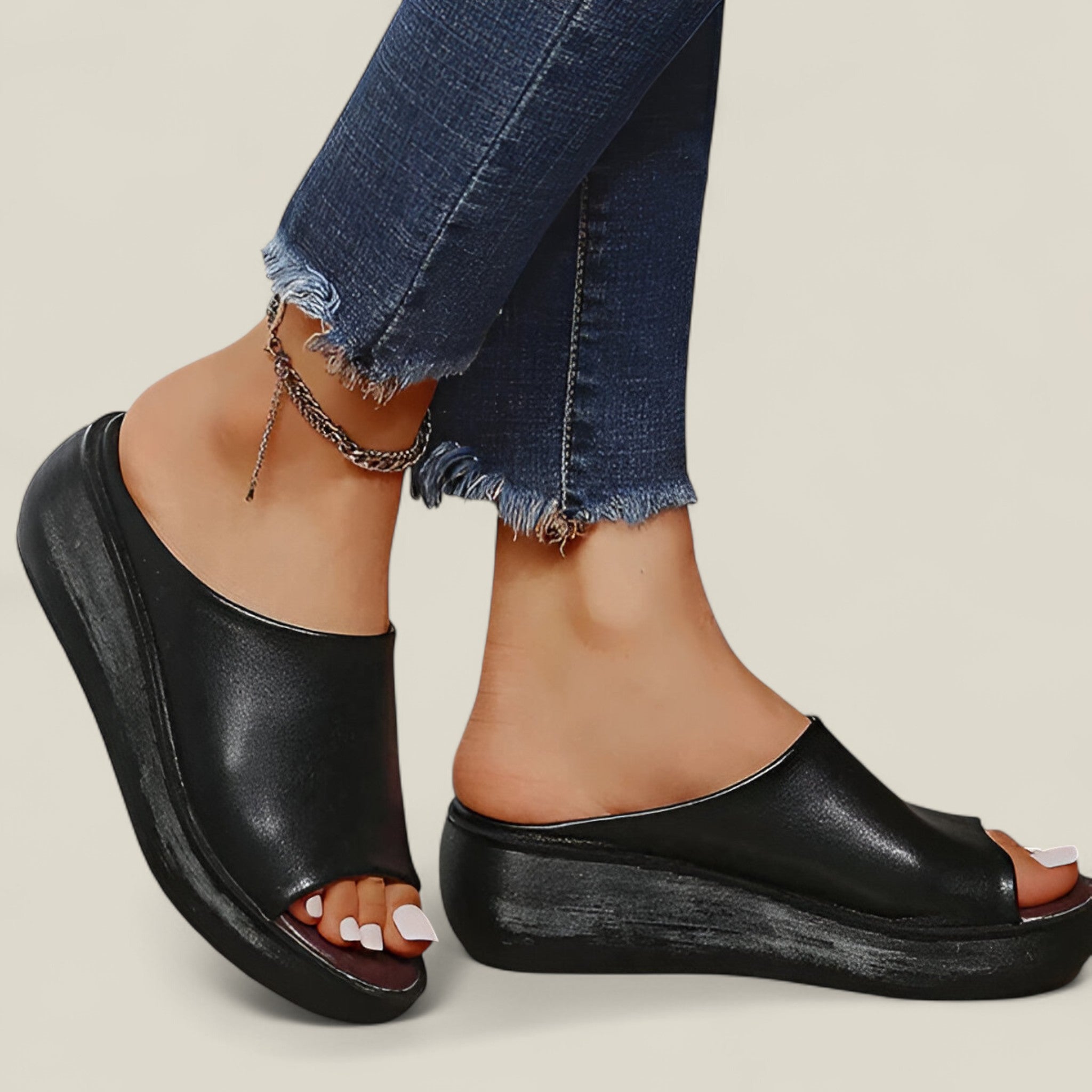 Lize | Slides à semelles compensées - Chic et confortable