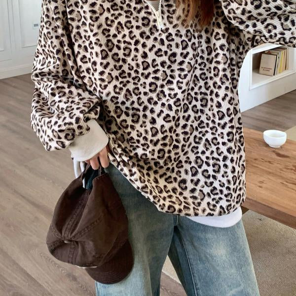 Cozy Leopard Print Zip-Up Sweatshirt for Fall - Effortless Style