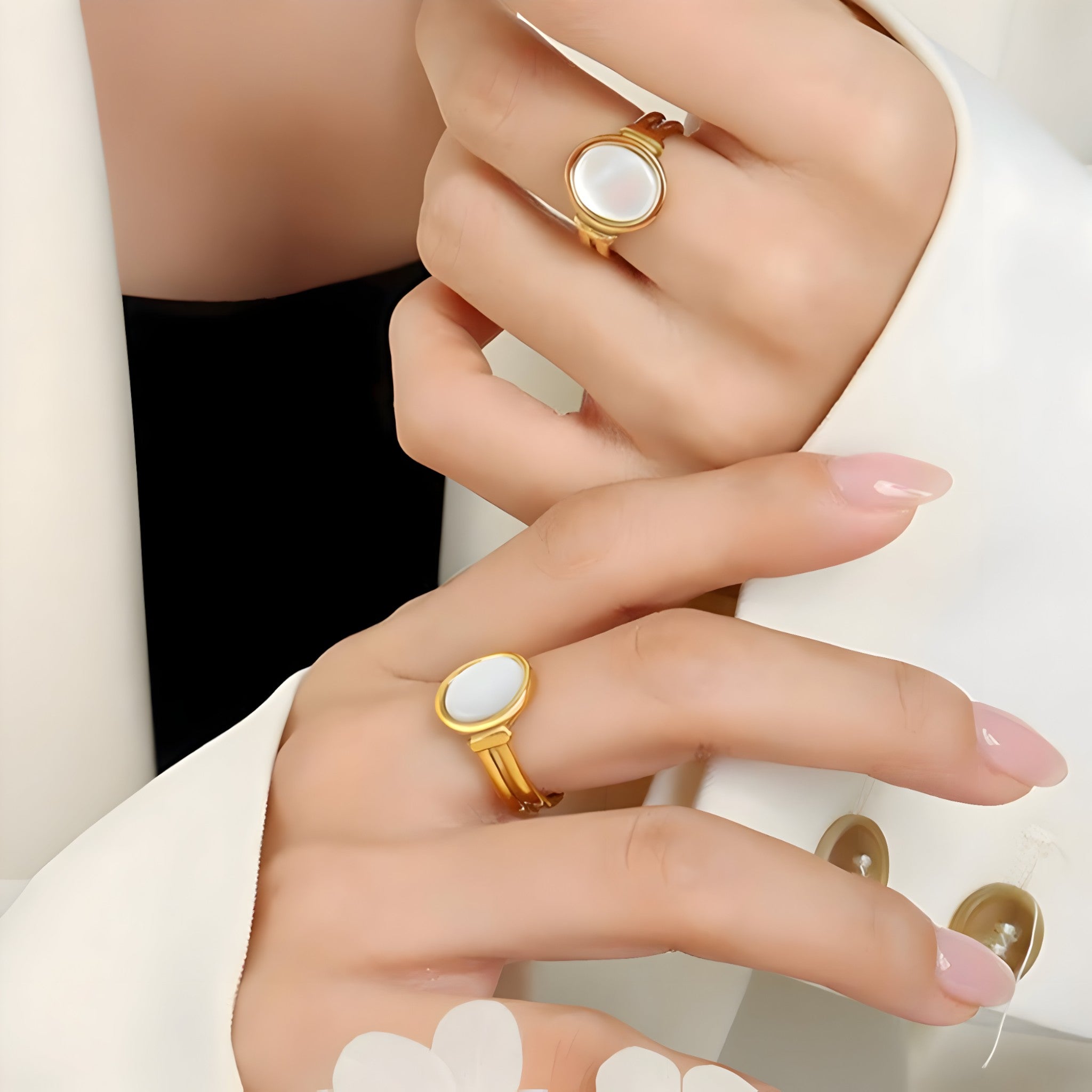 Laura | Bague à anneaux shell - Or