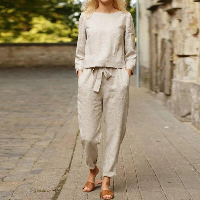 Women’s Two-Piece Set – Long Sleeve Top and Relaxed Fit Pants