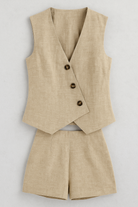Zoya | Kvinder Sommerdobbelt sæt med wrap-top og shorts i linnedblanding - Mandel - Zoya | Kvinder Sommerdobbelt sæt med wrap-top og shorts i linnedblanding - €25 - {{ product_tags }