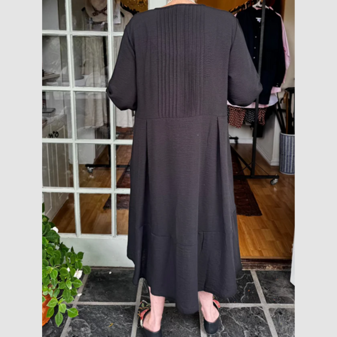 Women's Pleated Dress with Irregular Hem