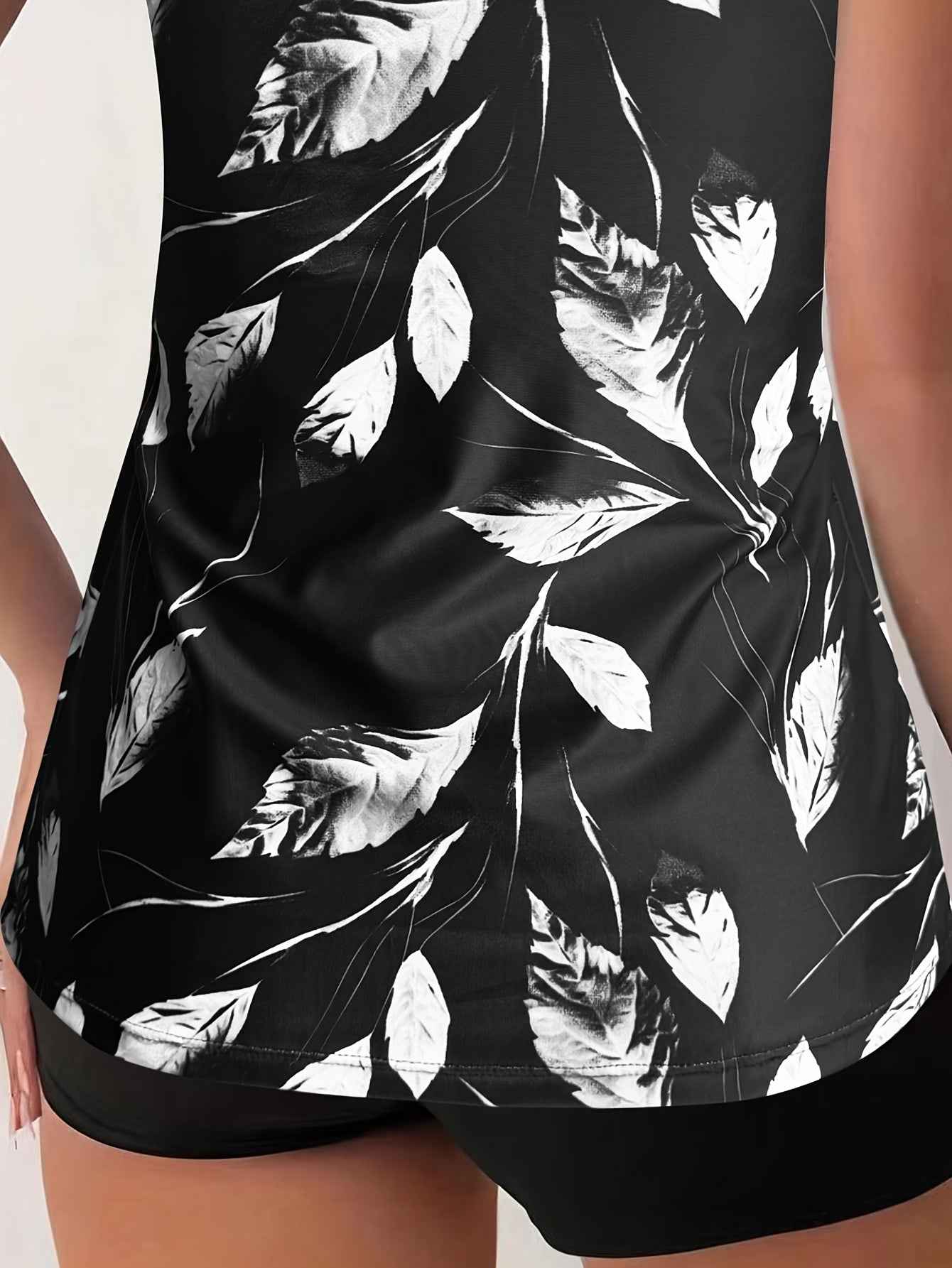 Elise | Elegantes Schwarz-Weiß-Blattmuster-Tankini-Set