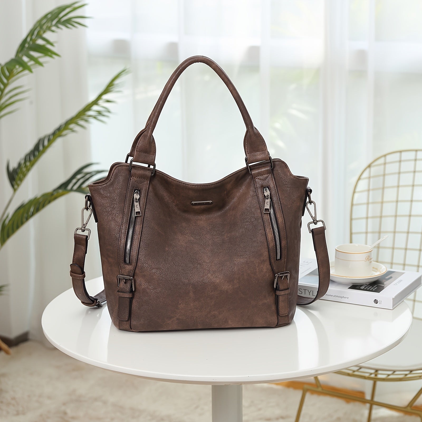 Andrea: Timeless Classic Shoulder Bag Leather Red | Cow Clothing