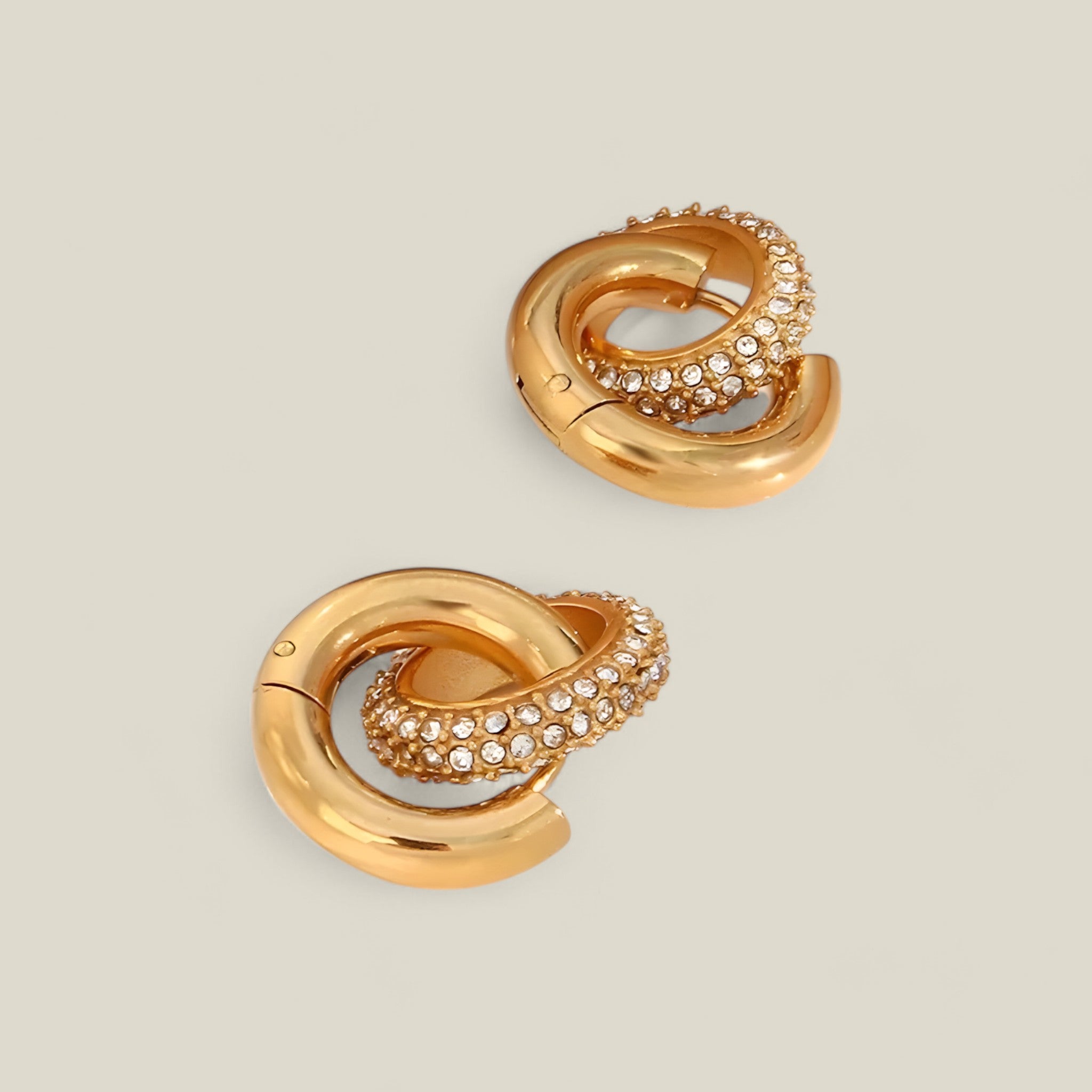 Amelia | Boucles d'oreilles gouttes d'or scintillantes