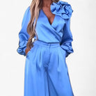 Leona | Kvinders Polyester Sæt med V-hals og Brede Bukser - - Kvinders tøj - {{ product_tags }