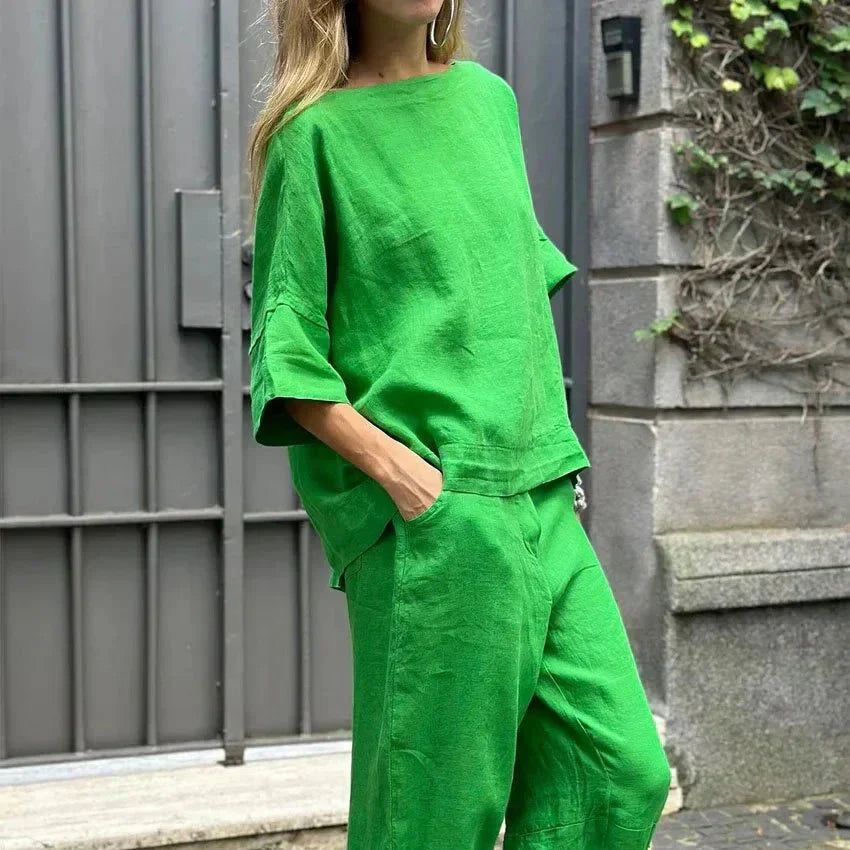 Chic Women's Two-Piece Set for Casual Everyday Style