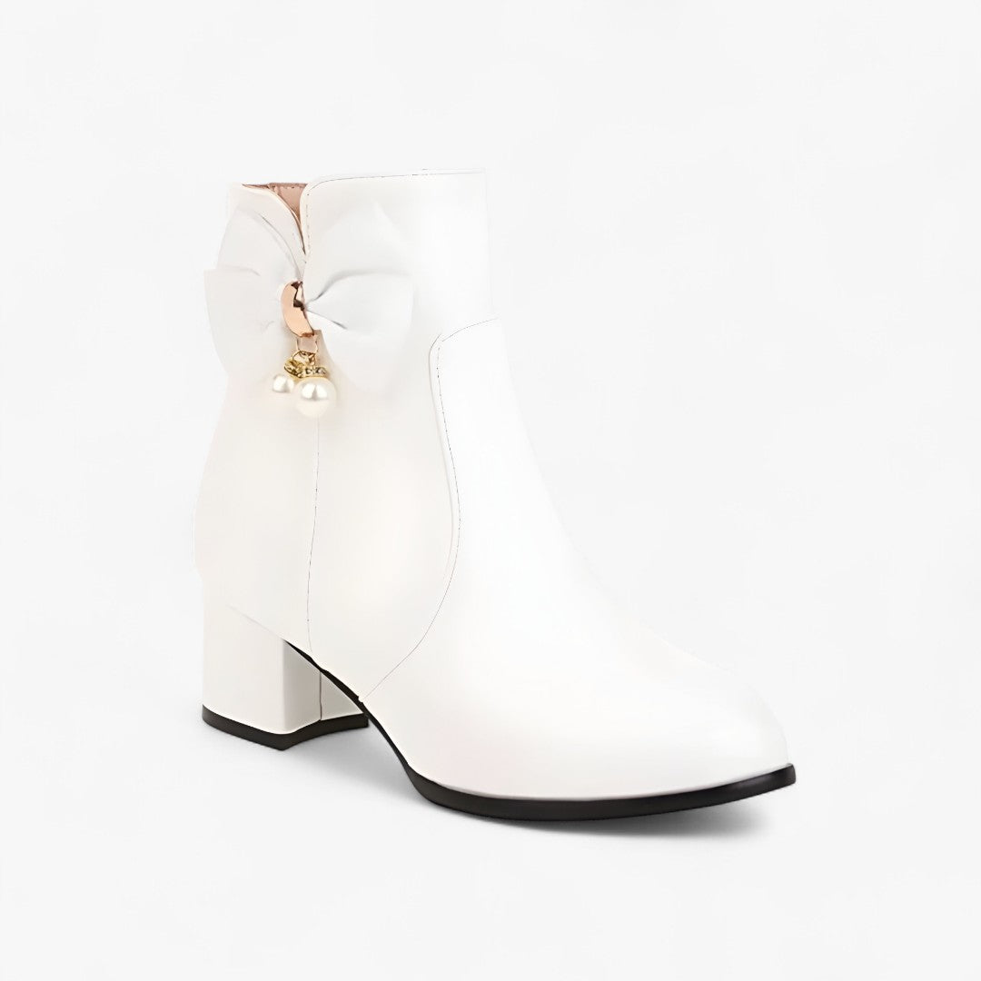 Chic Bow-Accent Heeled Ankle Boots for Plus Sizes