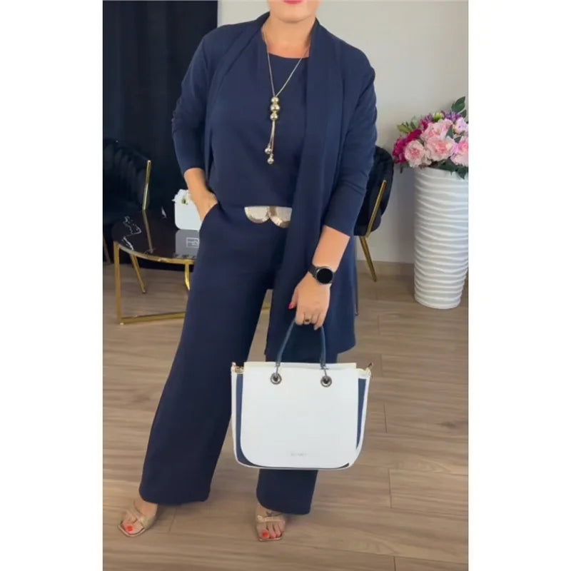 Women's Elegant Set for Timeless Style