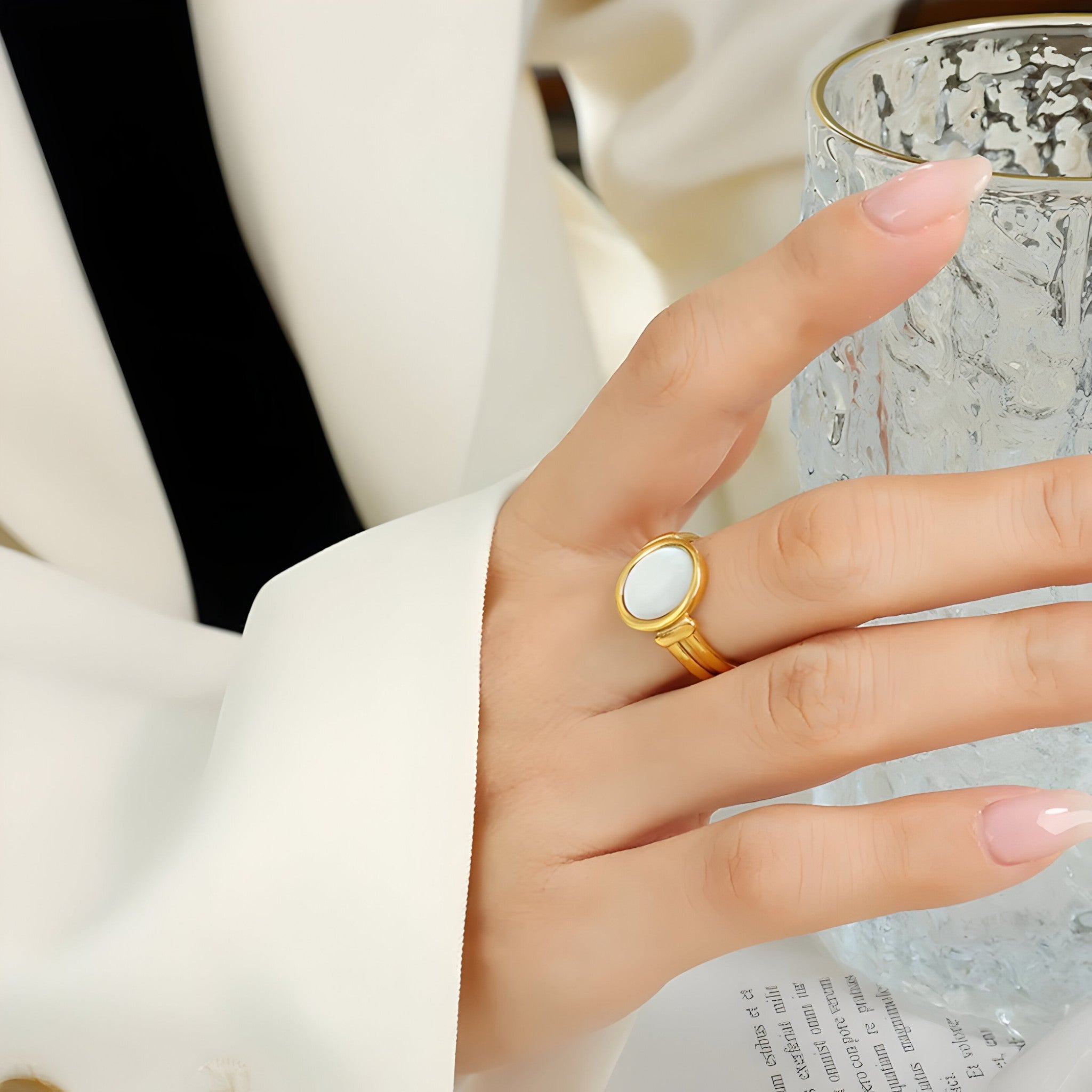 Laura | Bague à anneaux shell - Or