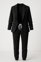 Amelie | Damen Blazer-Set med joggingbukser - Sort - Amelie | Damen Blazer-Set med joggingbukser- €25 - {{ product_tags }