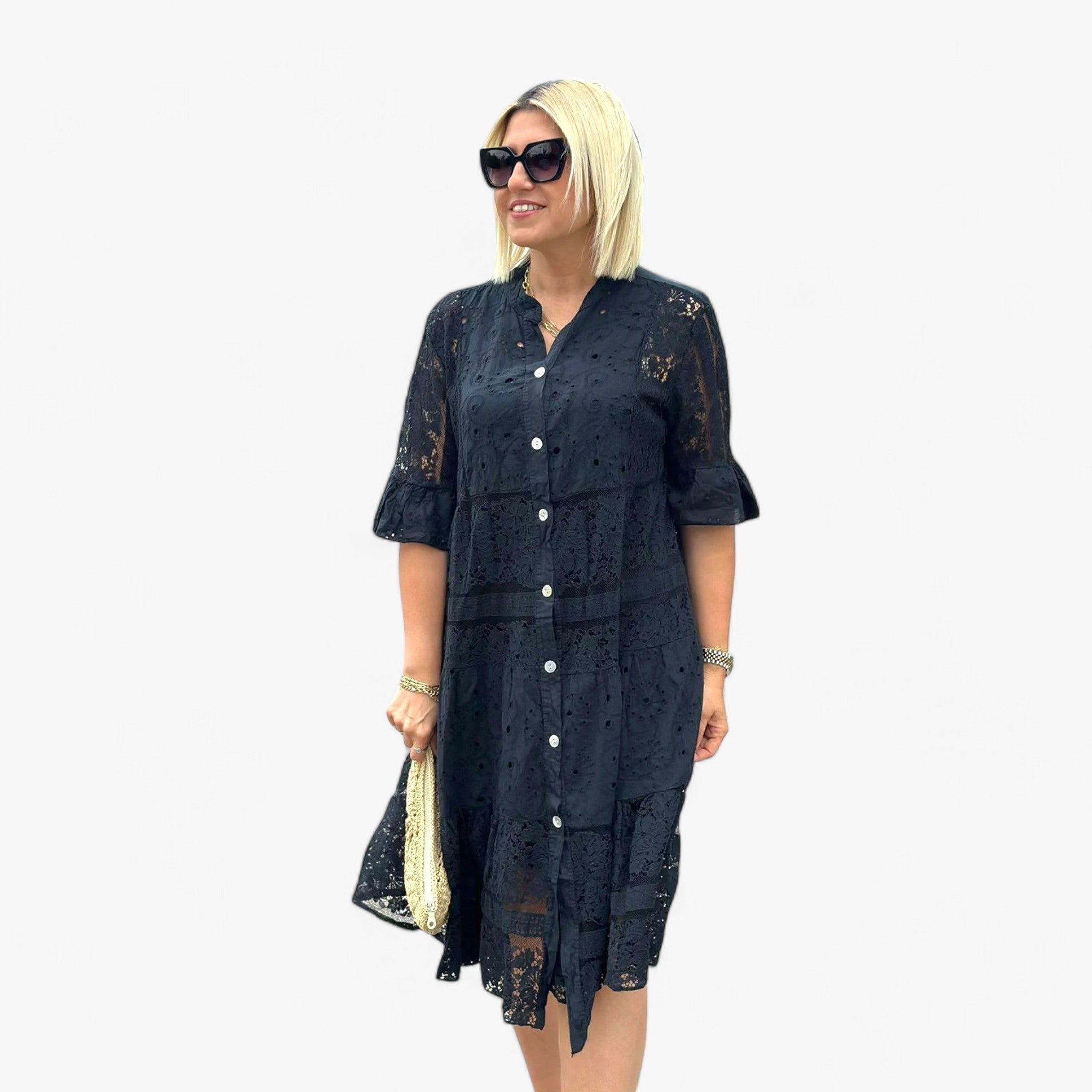 Women's Lace Dress – Modern elegance with fine details