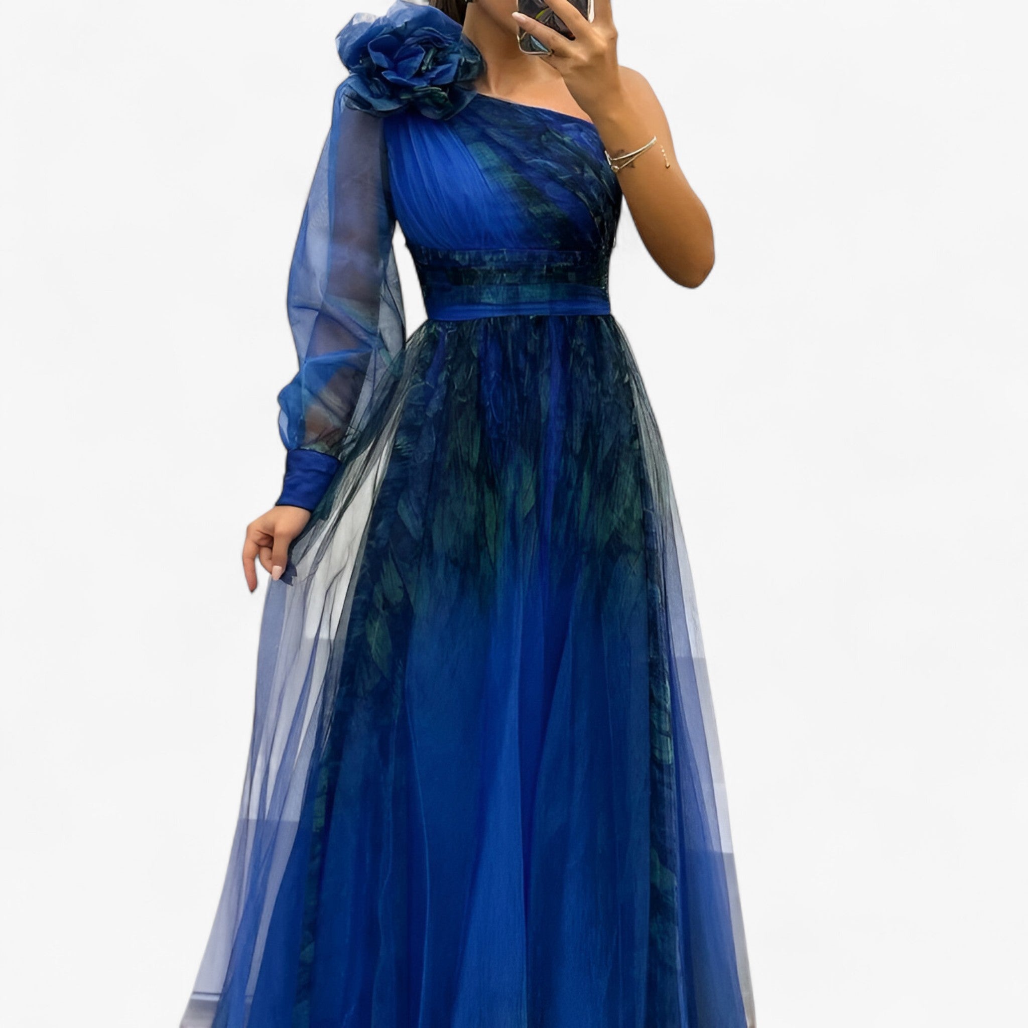 Alma Maxi Dress – Elegant, Unique & Effortlessly Chic