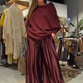 Women's Exquisite Set for a Refined Look